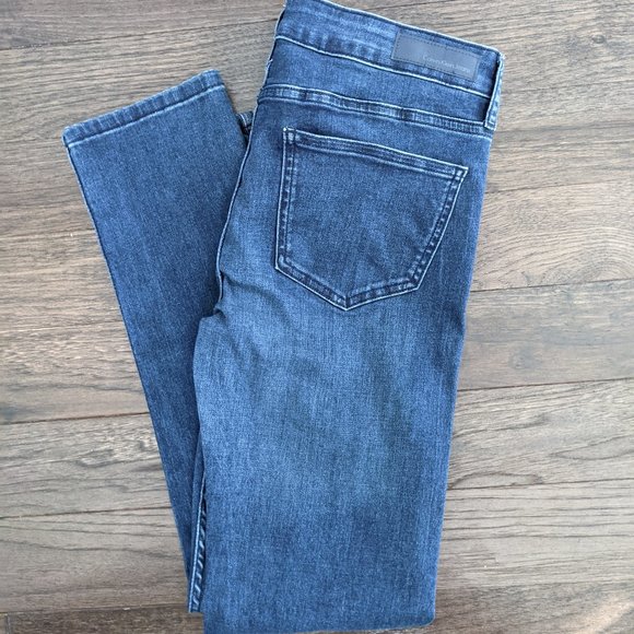 Calvin Klein Slim Boyfriend Jeans - Picture 1 of 6